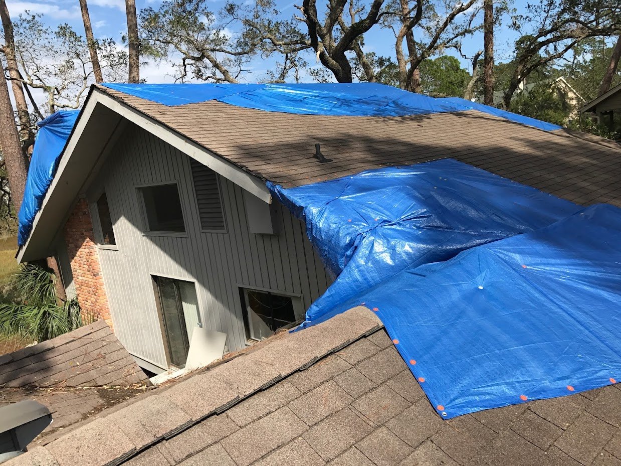 How Much Does It Cost to Tarp a Roof?